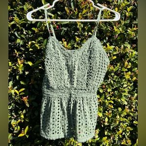Green eyelet tank